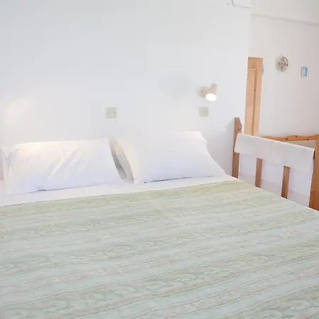 Blue Sea Studios Apartment *